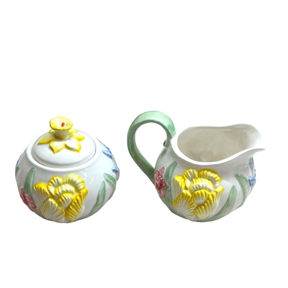 Vintage Fitz and Floyd Garden Sugar and Creamer Set Pastel Spring Flower’s - Picture 5 of 6
